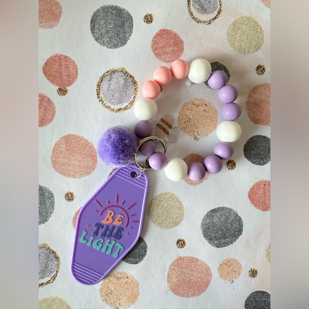 Personalized cute trending beaded hotel keychain Wristlet Purple Pink White